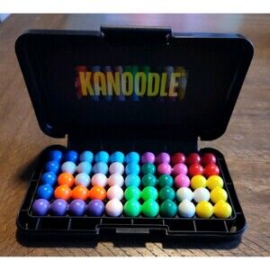 Educational Insights Kanoodle Brain Twisting 3D Puzzle Game
